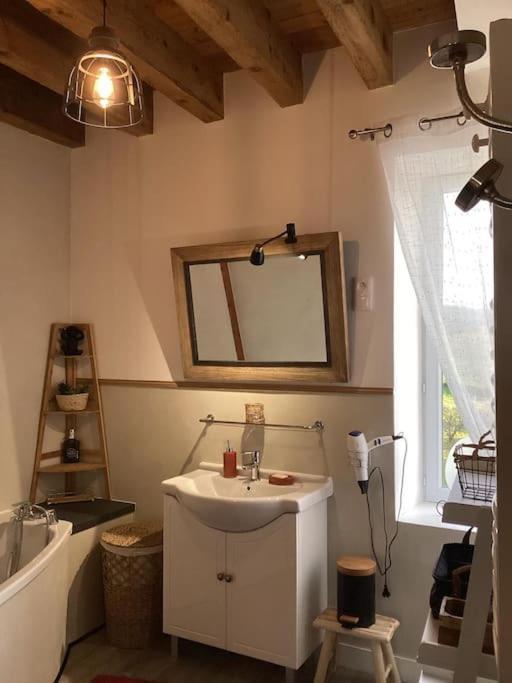 Le Gite De La Fontaine Chiddes Esterno foto